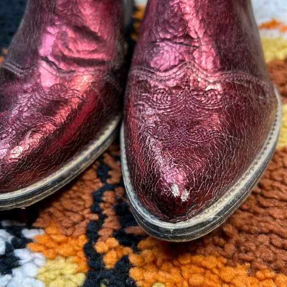 VERY VOLATILE, cracked, Western stacked mules!! - Picture 3 of 12